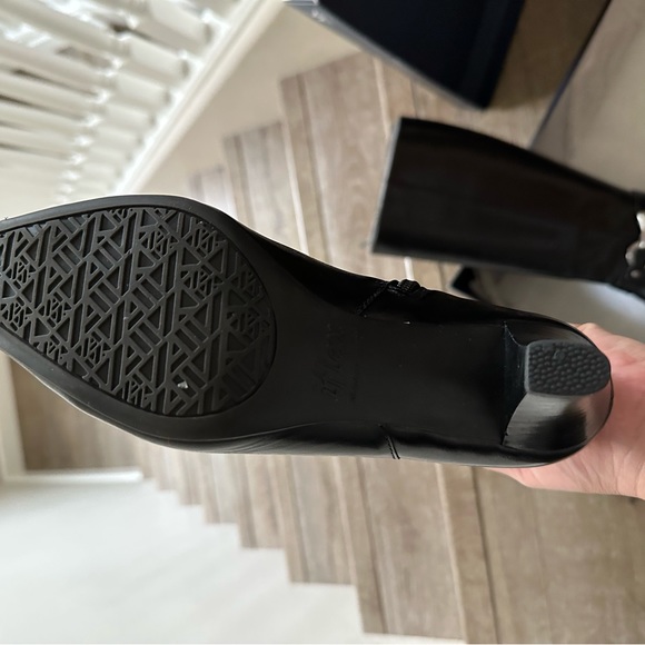 Anne Klein boots - Picture 7 of 10